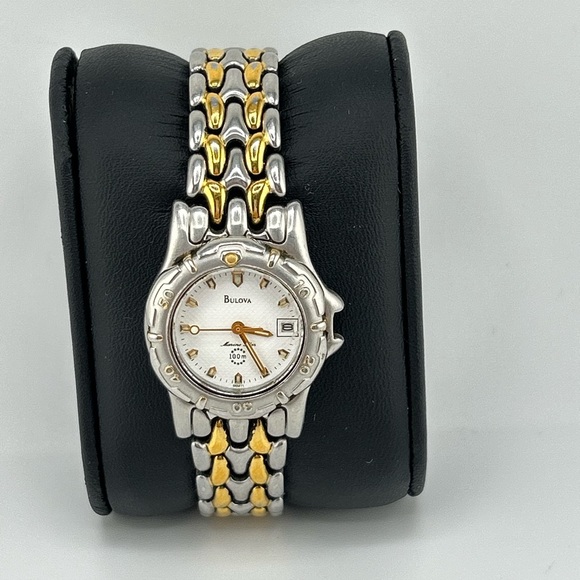 Bulova Mid Sized Two Tone Quartz Japan Mvt Watch With Date #567